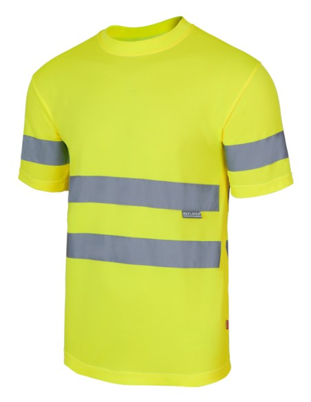 Camiseta técnica de alta visibilidad.